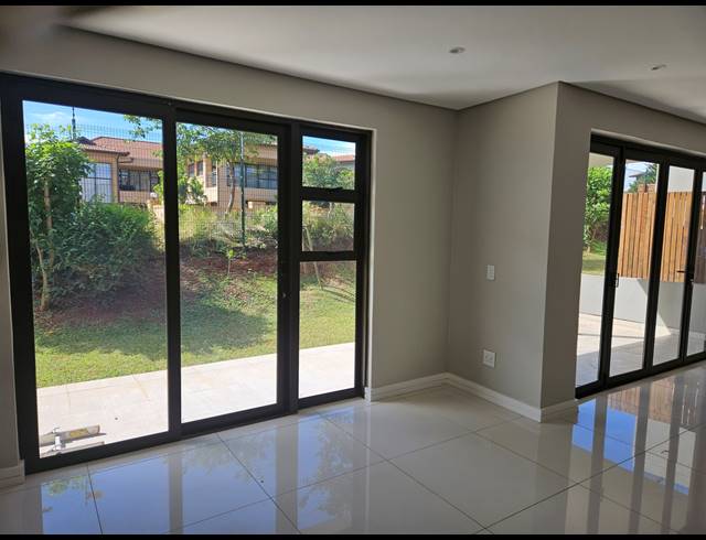 4 BEDROOM TOWNHOUSE TO LET IN IZINGA ESTATE